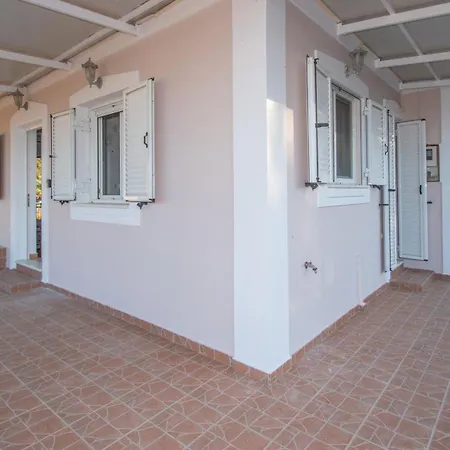 וילה Shoreline Drive House By 