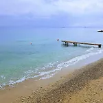 Shoreline Drive House By 
